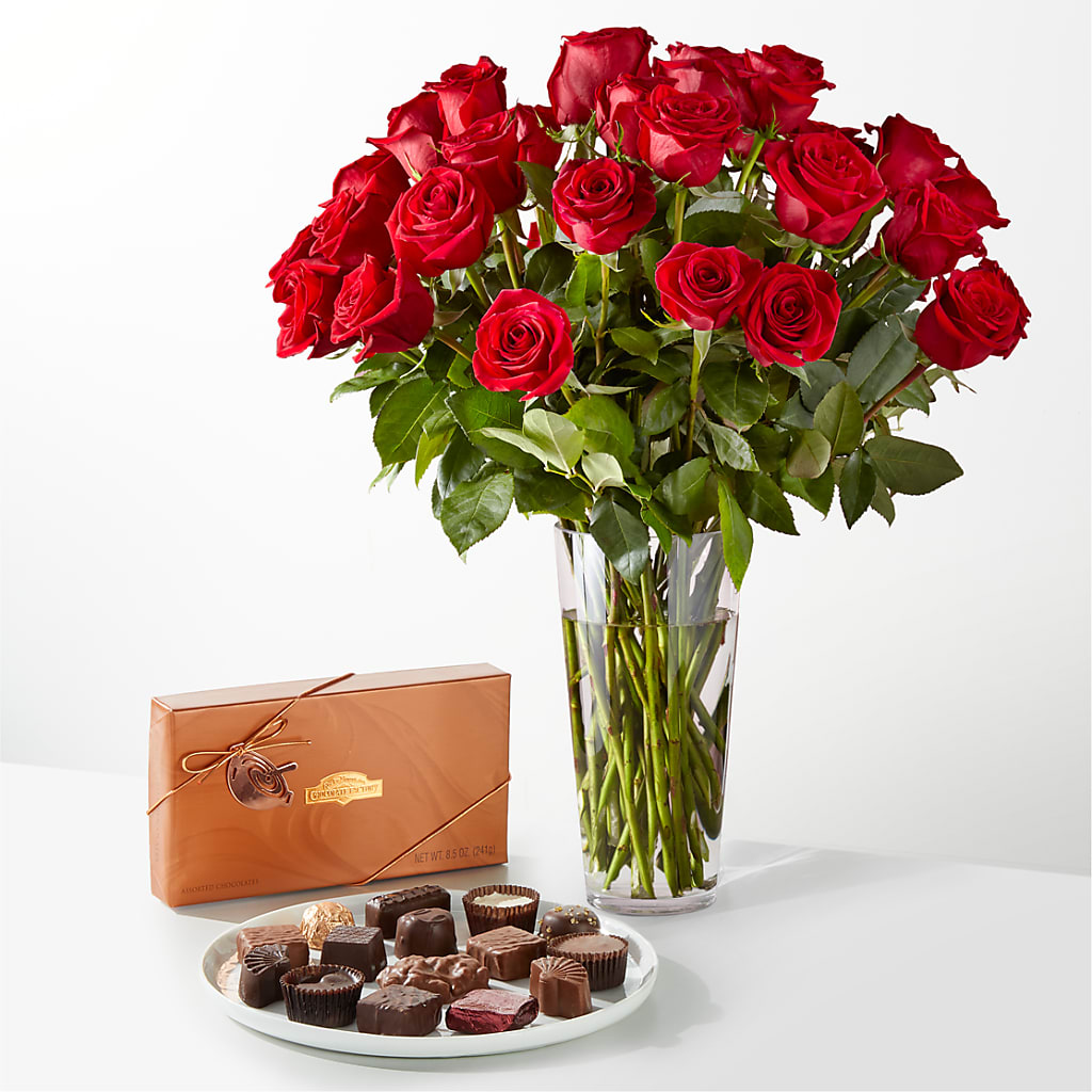 Romantic Long Stem Red Rose Bouquet Bundles – West Hollywood Florist, West Hollywood CA