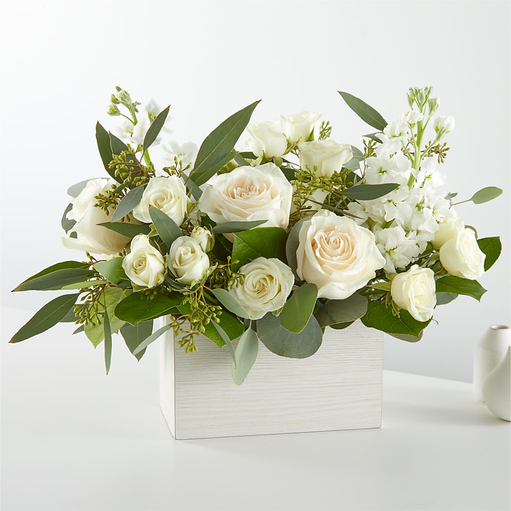 Fresh Linen Box Bouquet – West Hollywood Florist, West Hollywood CA