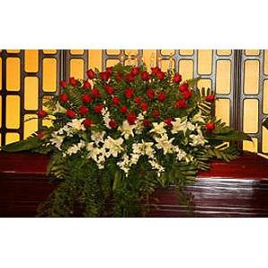 Red and White Classic Piece