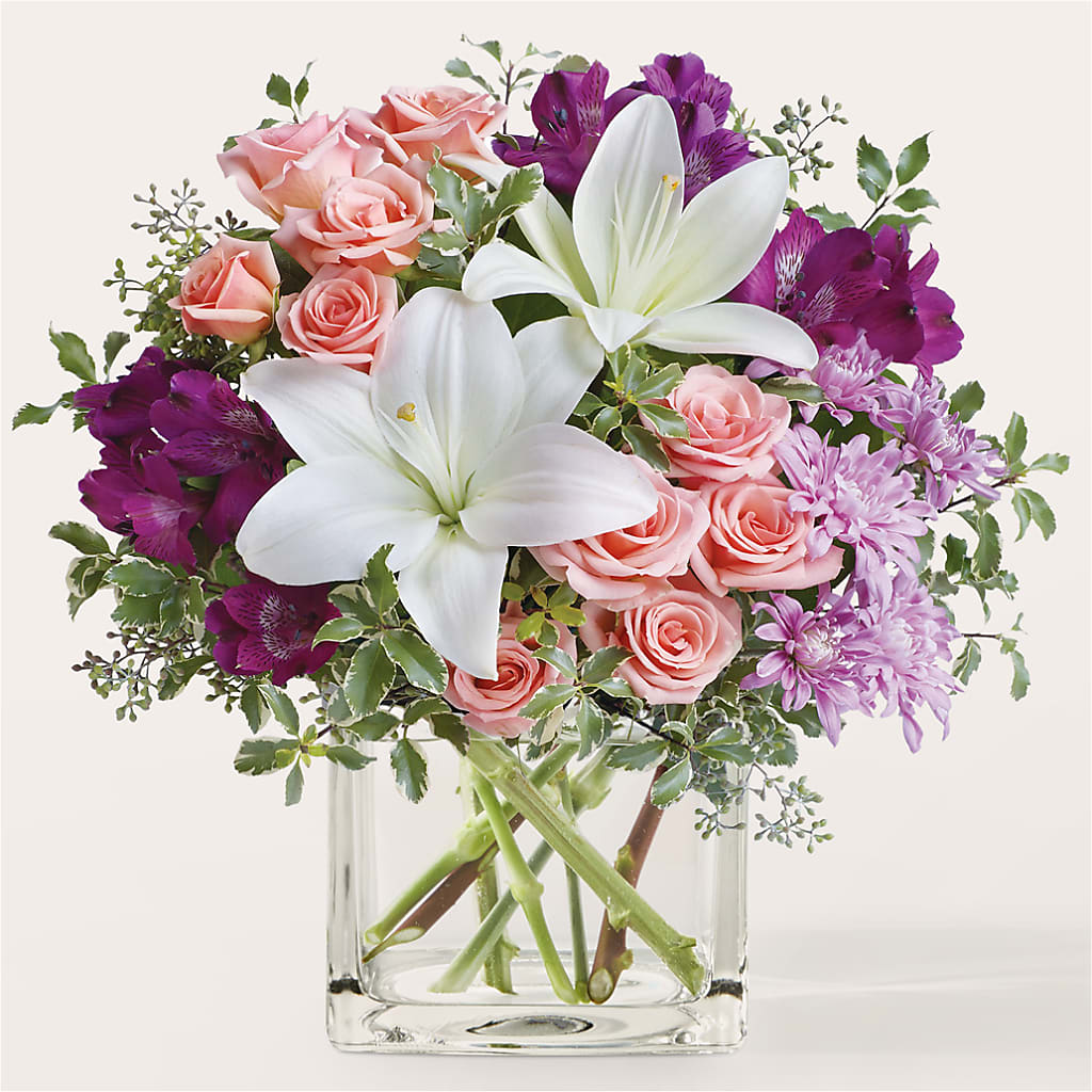Mani Pedi Bouquet – West Hollywood Florist, West Hollywood CA