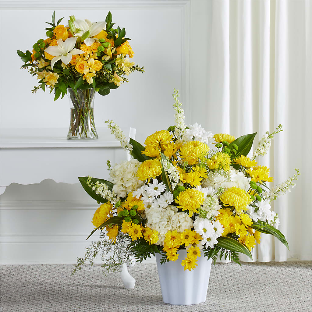 Warm Remembrance Bundles – West Hollywood Florist, West Hollywood CA