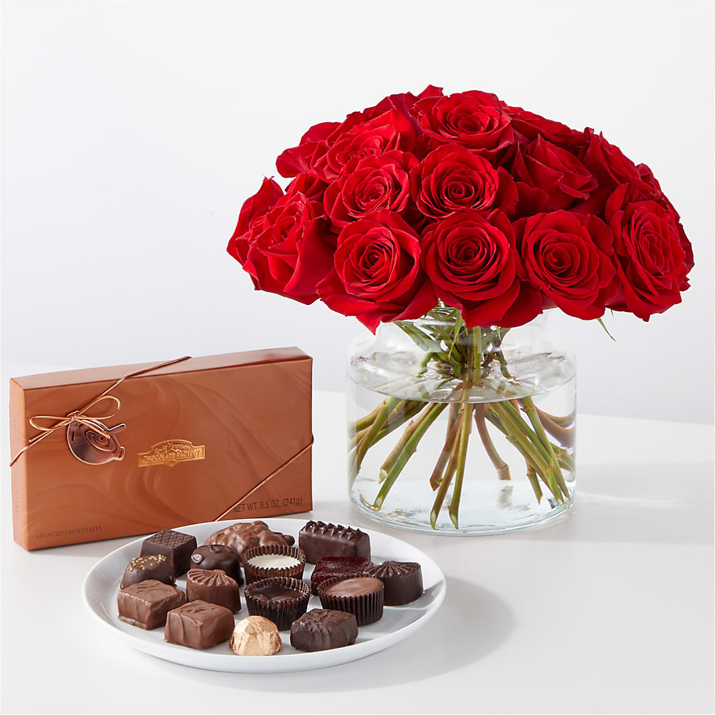 Cupid's Embrace Red Rose Bouquet – West Hollywood Florist, West Hollywood CA