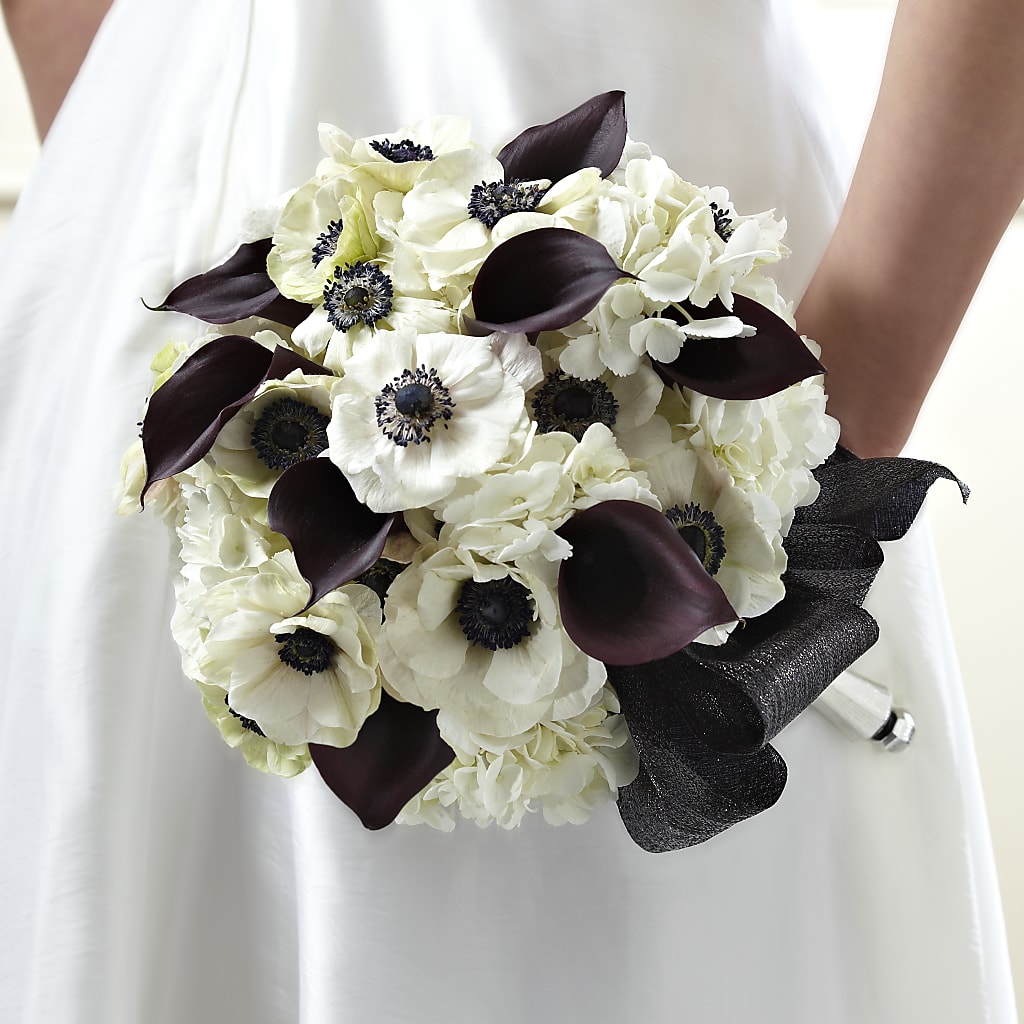To Have and To Hold Bouquet – West Hollywood Florist, West Hollywood CA