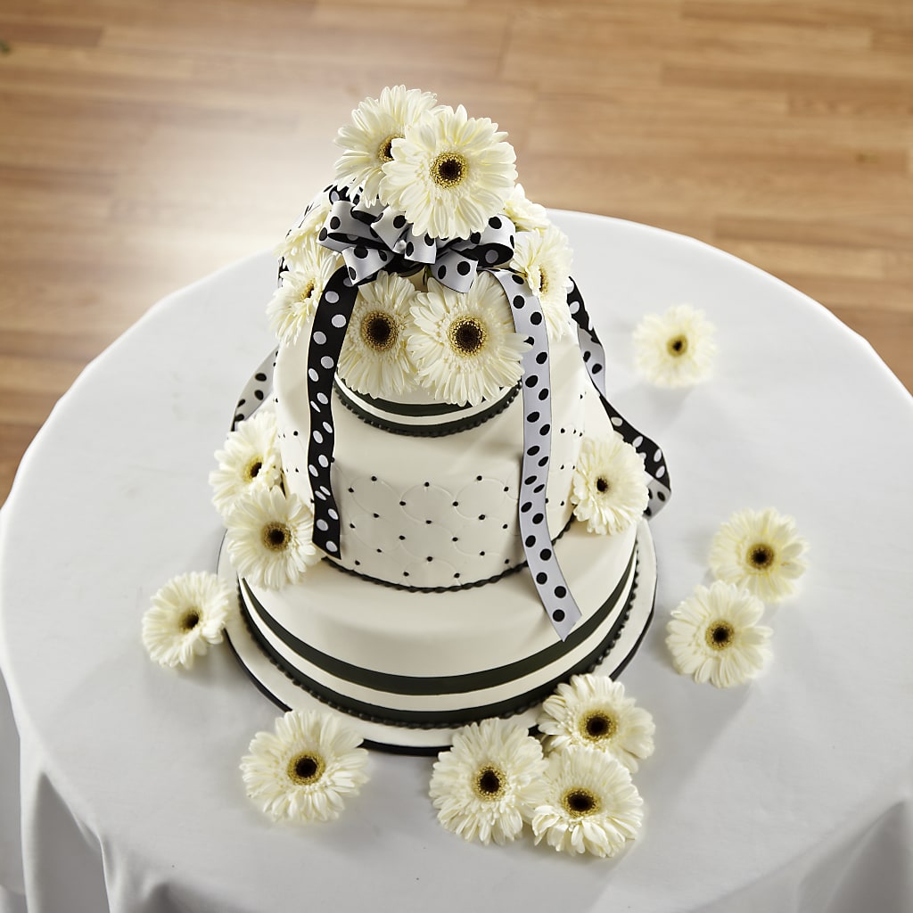 Simple Sophistication Cake Décor – West Hollywood Florist, West Hollywood CA