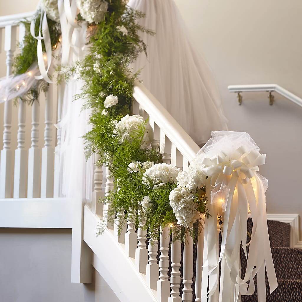 Champagne Dreams Garland – West Hollywood Florist, West Hollywood CA