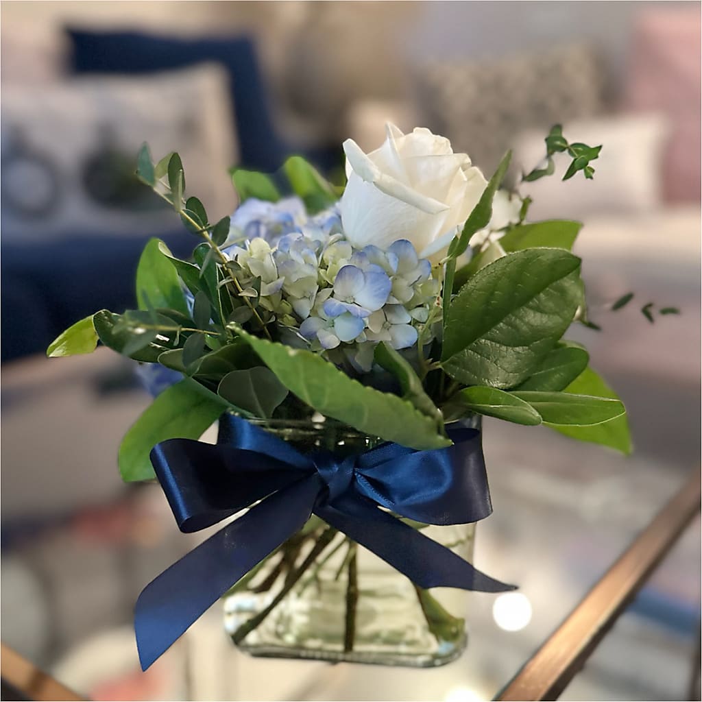 Sky Blue Delight Bouquet –  West Hollywood Florist, West Hollywood CA