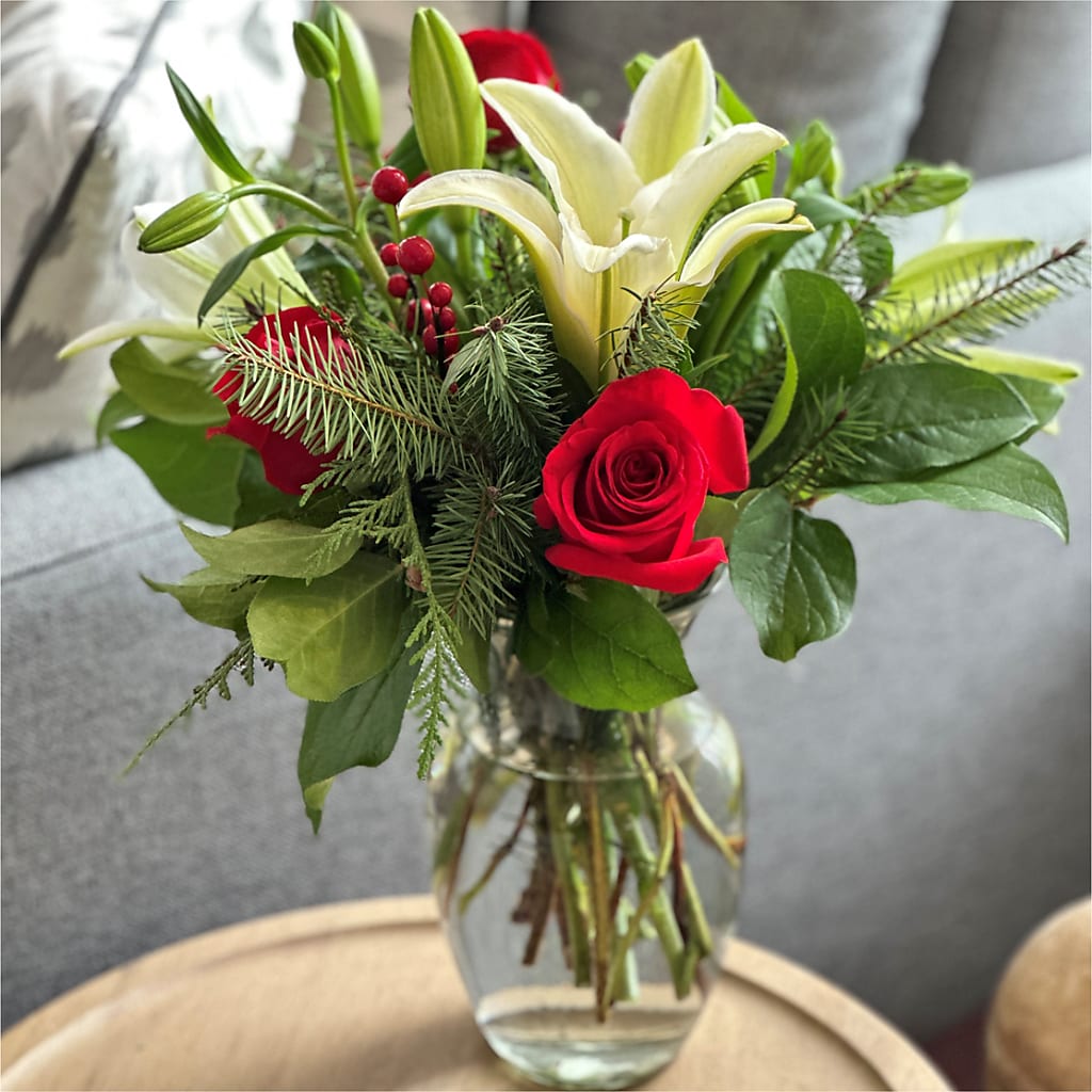 Sparkling Snowflakes Bouquet –  West Hollywood Florist, West Hollywood CA