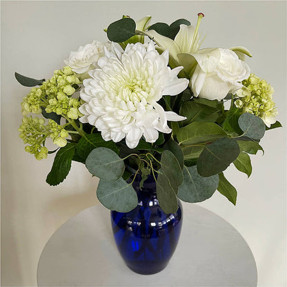 Snowy Dreams Bouquet –  West Hollywood Florist, West Hollywood CA