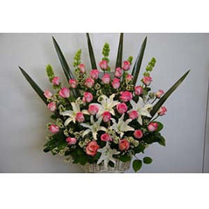 Super Star Rose Basket Arrangement