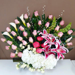 Grand Gesture Flower Arrangement